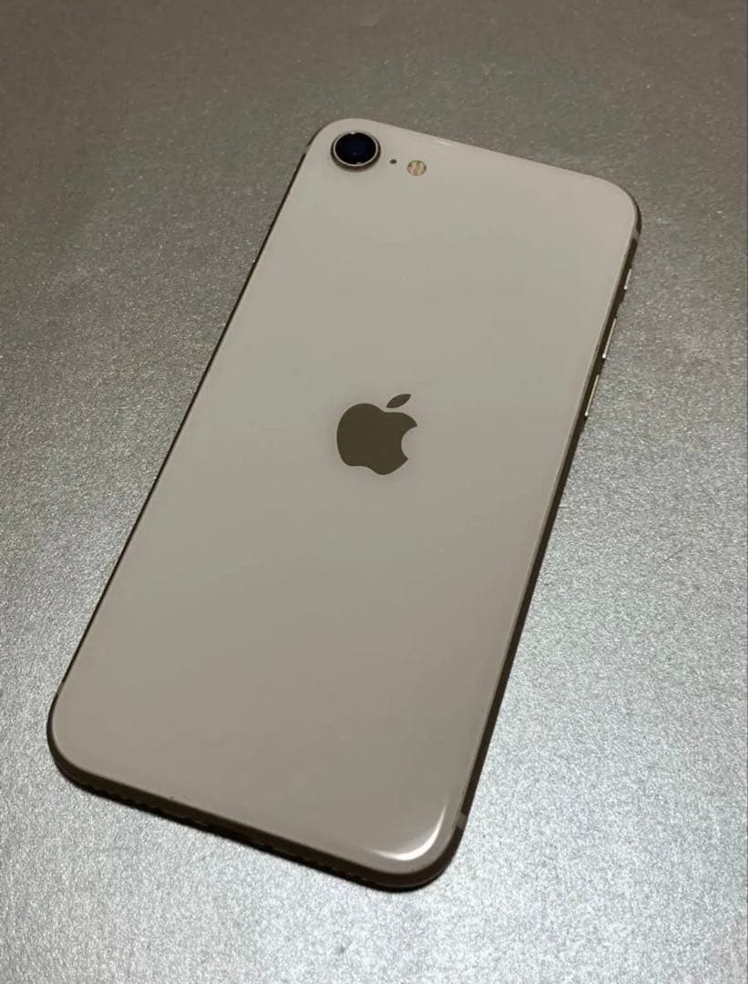 【バッテリー最大100%】iPhone SE 第3世代 64GB スターライト
