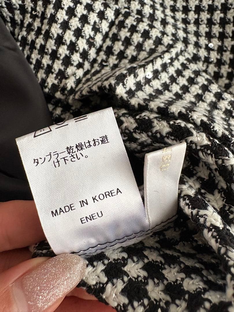 チェックミニスカート