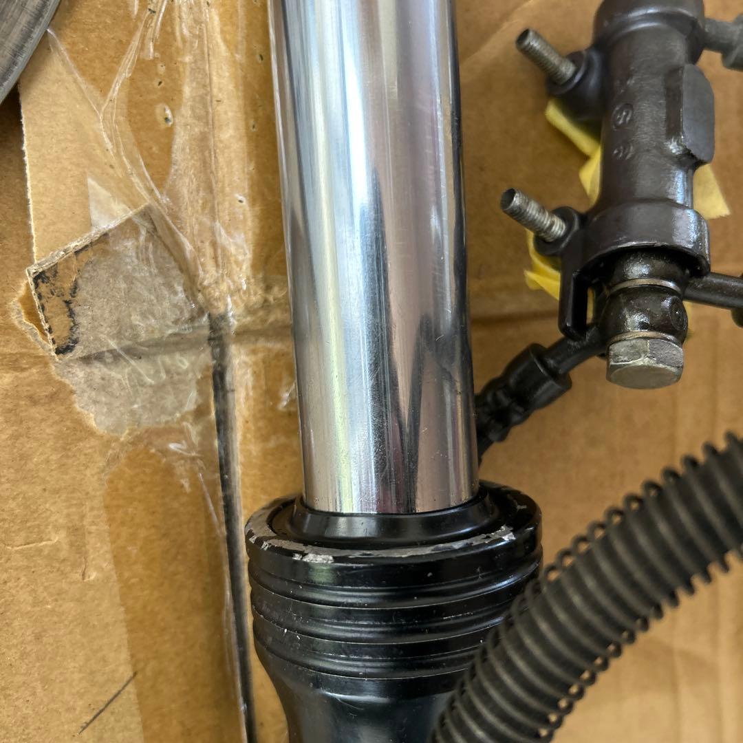 美品　GPZ400F GPZ550 フロントサスペンスション　フロントフォーク