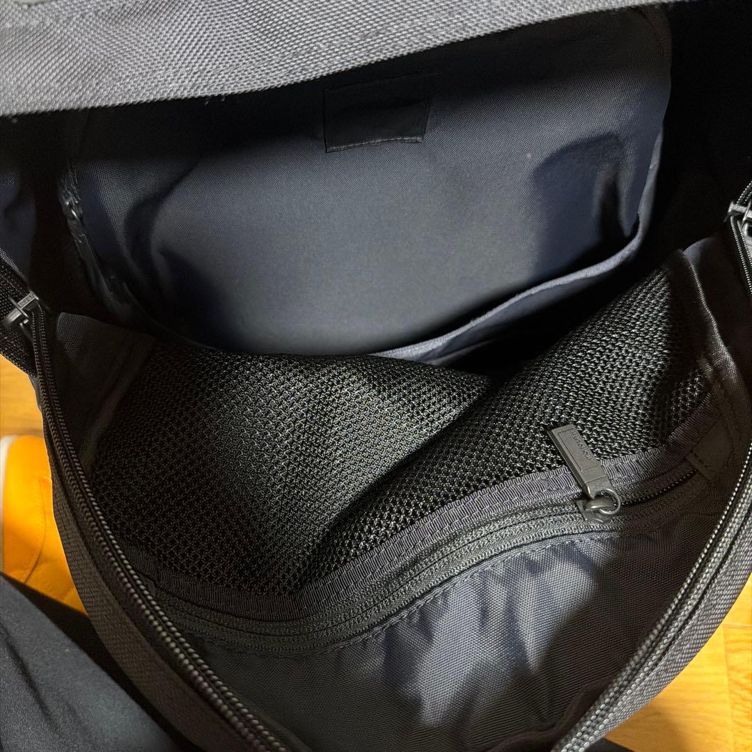 美品 MONOLITH BACKPACK PRO M BLACK モノリス