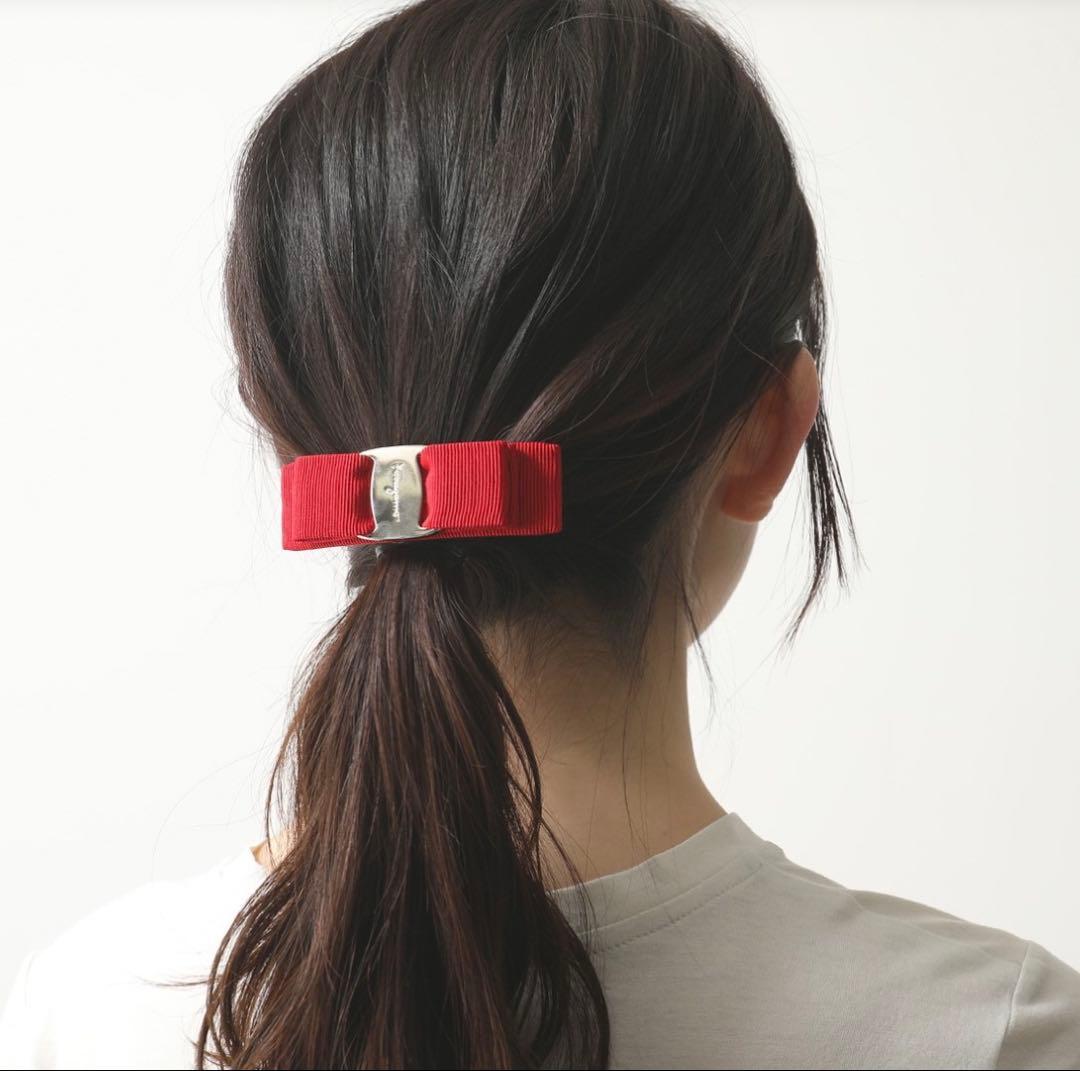 Salvatore Ferragamo ピンク　ヴァラボウヘアバレッタ