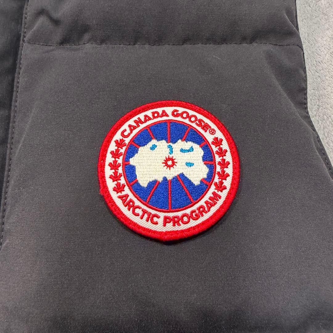 カナダグース　ダウンベスト　4154M Sサイズ　ブラック