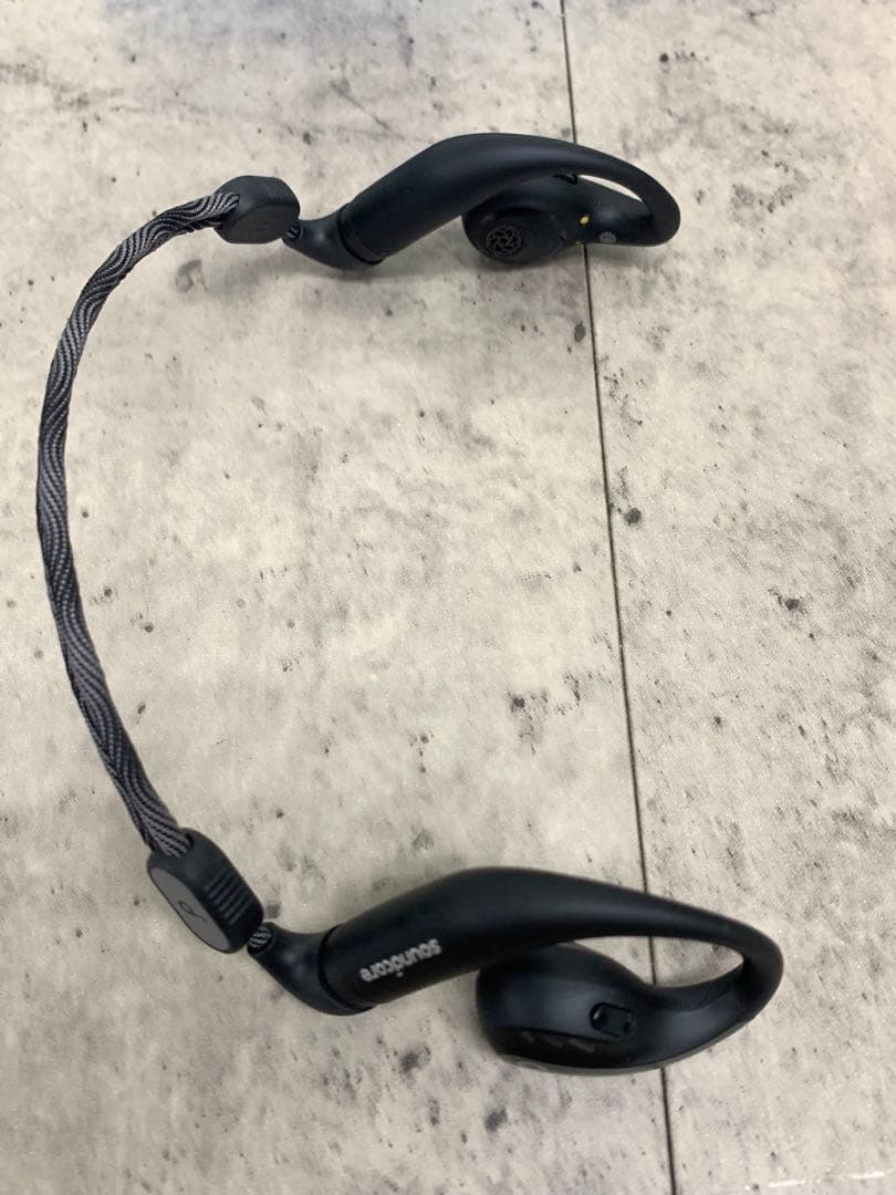 # soundcore AeroFit Pro ワイヤレスイヤホン