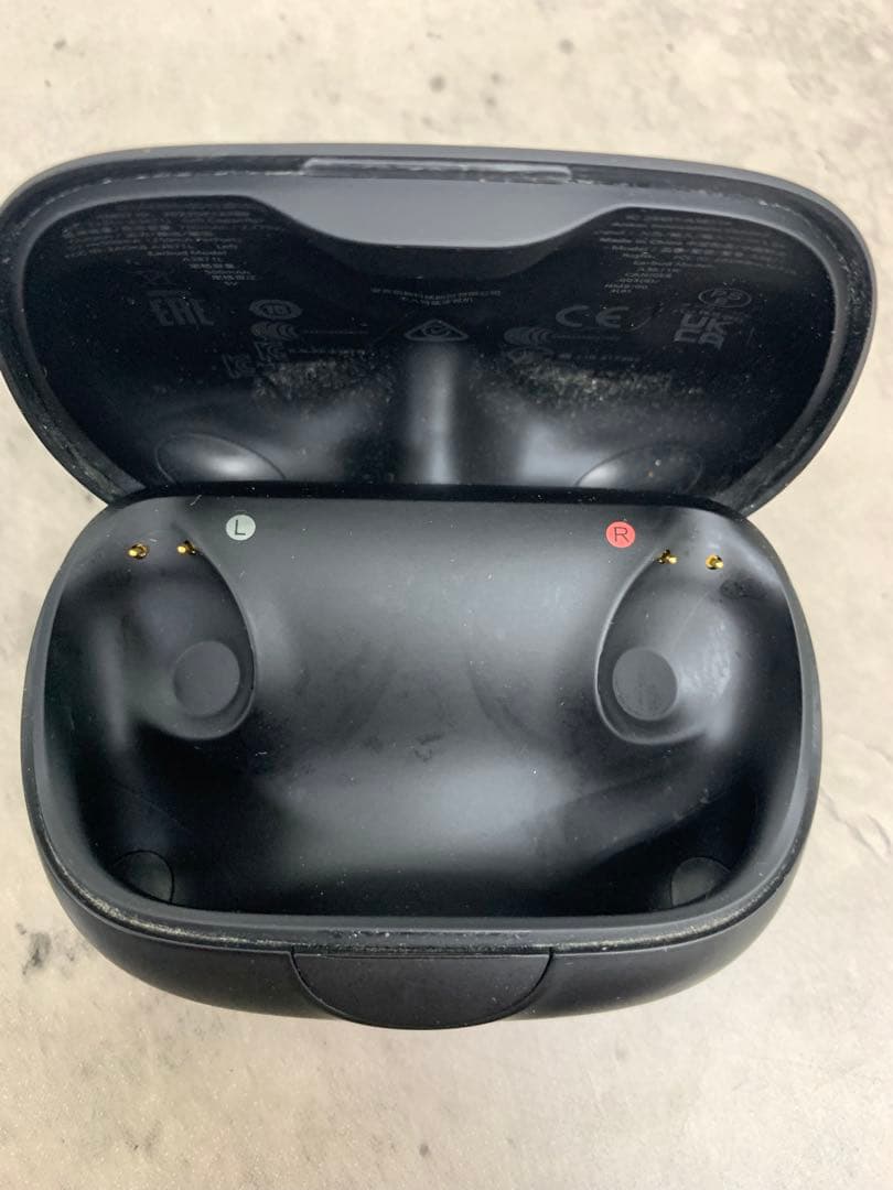 # soundcore AeroFit Pro ワイヤレスイヤホン