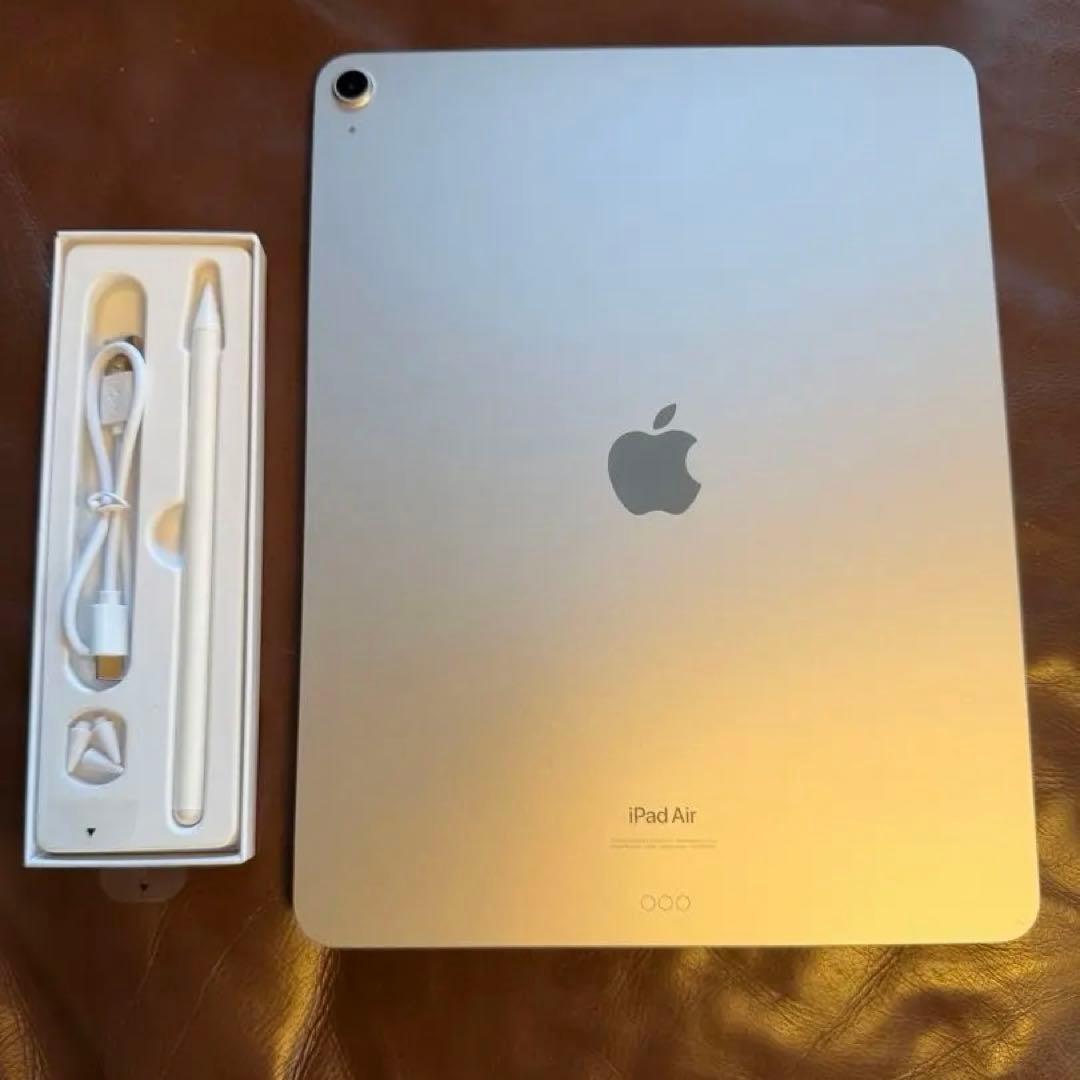 13インチiPad Air Wi-Fiモデル　128GB - スターライト