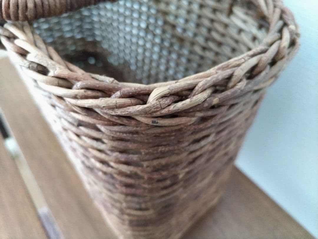 青森　宮本工芸　あけびカゴバッグ