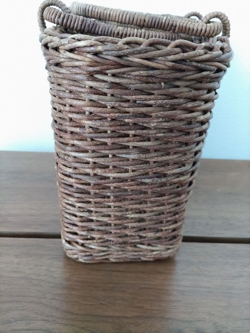 青森　宮本工芸　あけびカゴバッグ