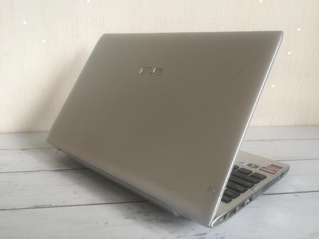 ASUS Eee PC 1215B 12.1型薄型・コンパクト ノートパソコン