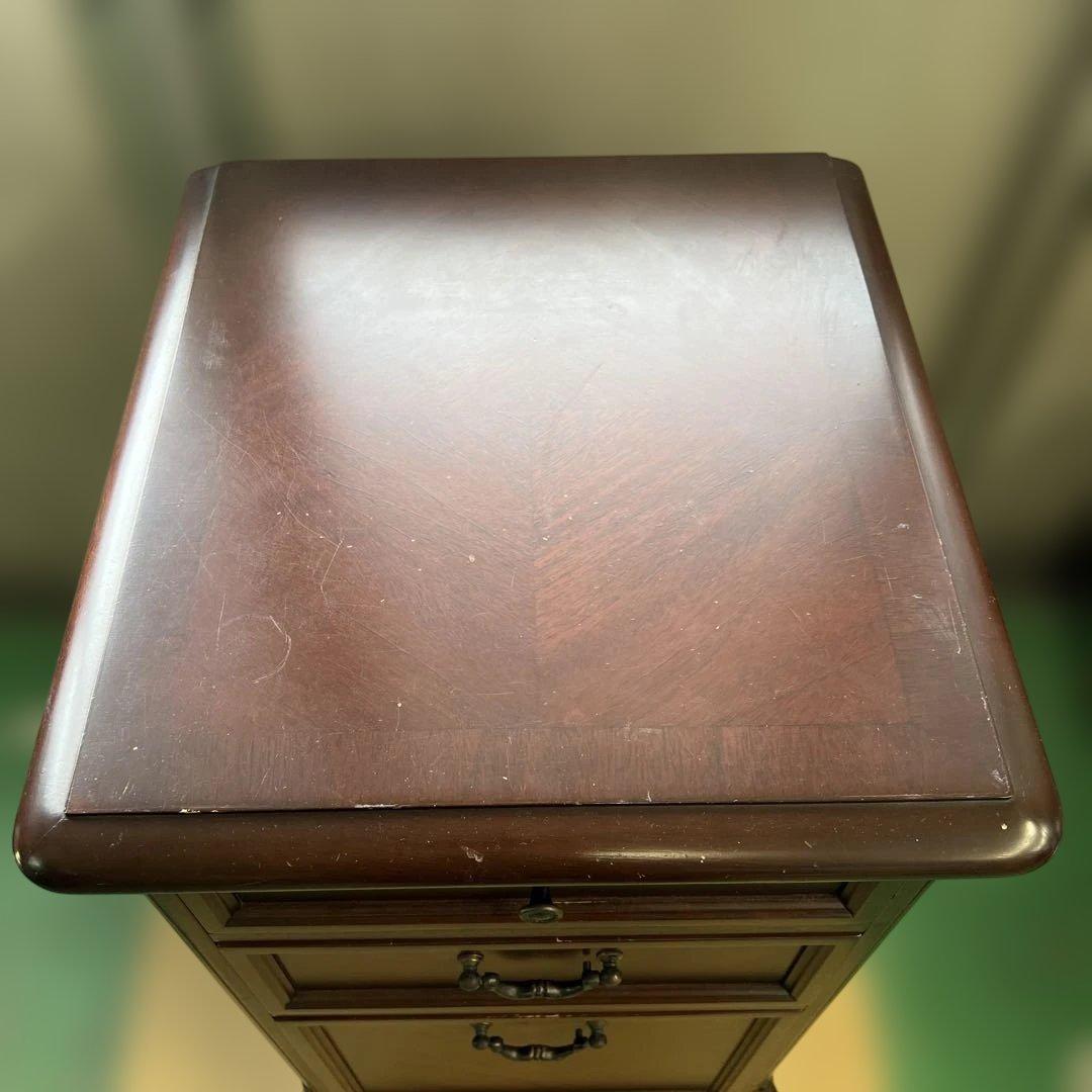 Sri Tokai 東海家具　クラシックスタイル　猫脚　サイドチェスト　3段