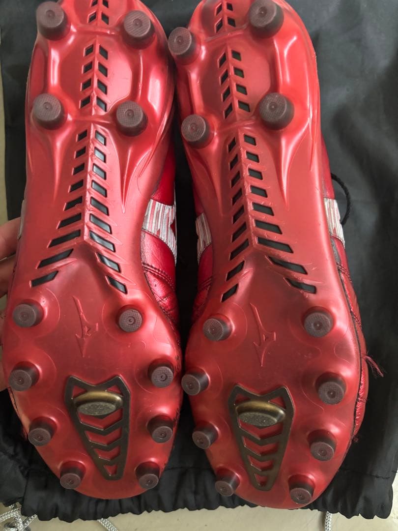 モレリアネオ4 赤