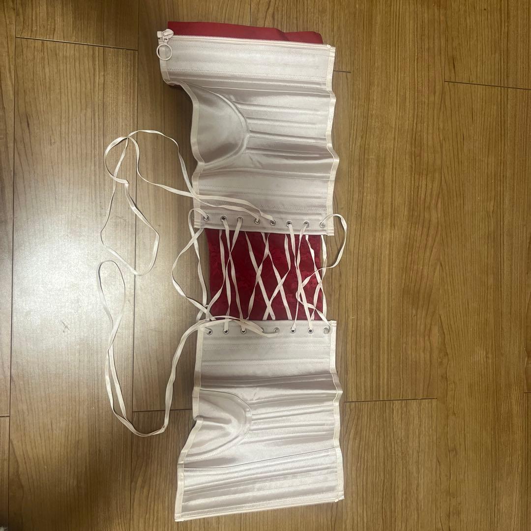 元鈴木さん　コルセット