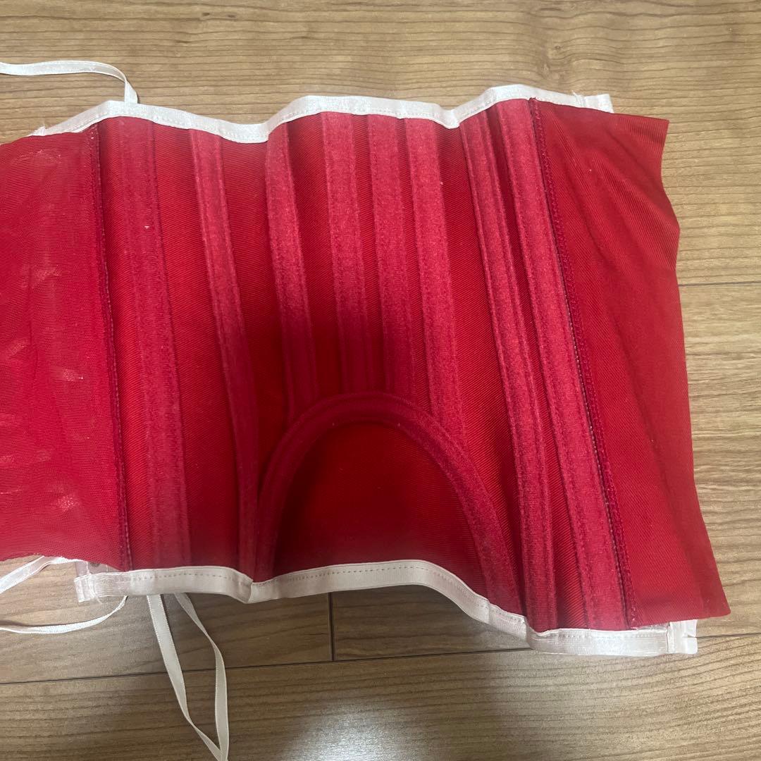 元鈴木さん　コルセット