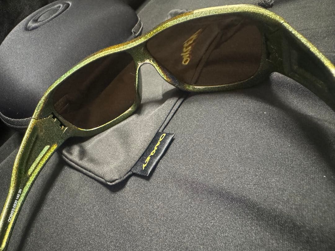 Oakley サングラス　内因子ページ