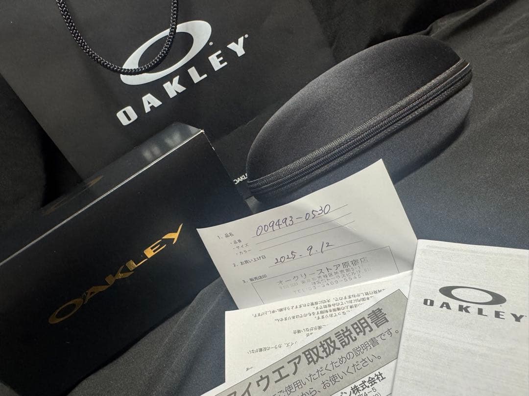 Oakley サングラス　内因子ページ