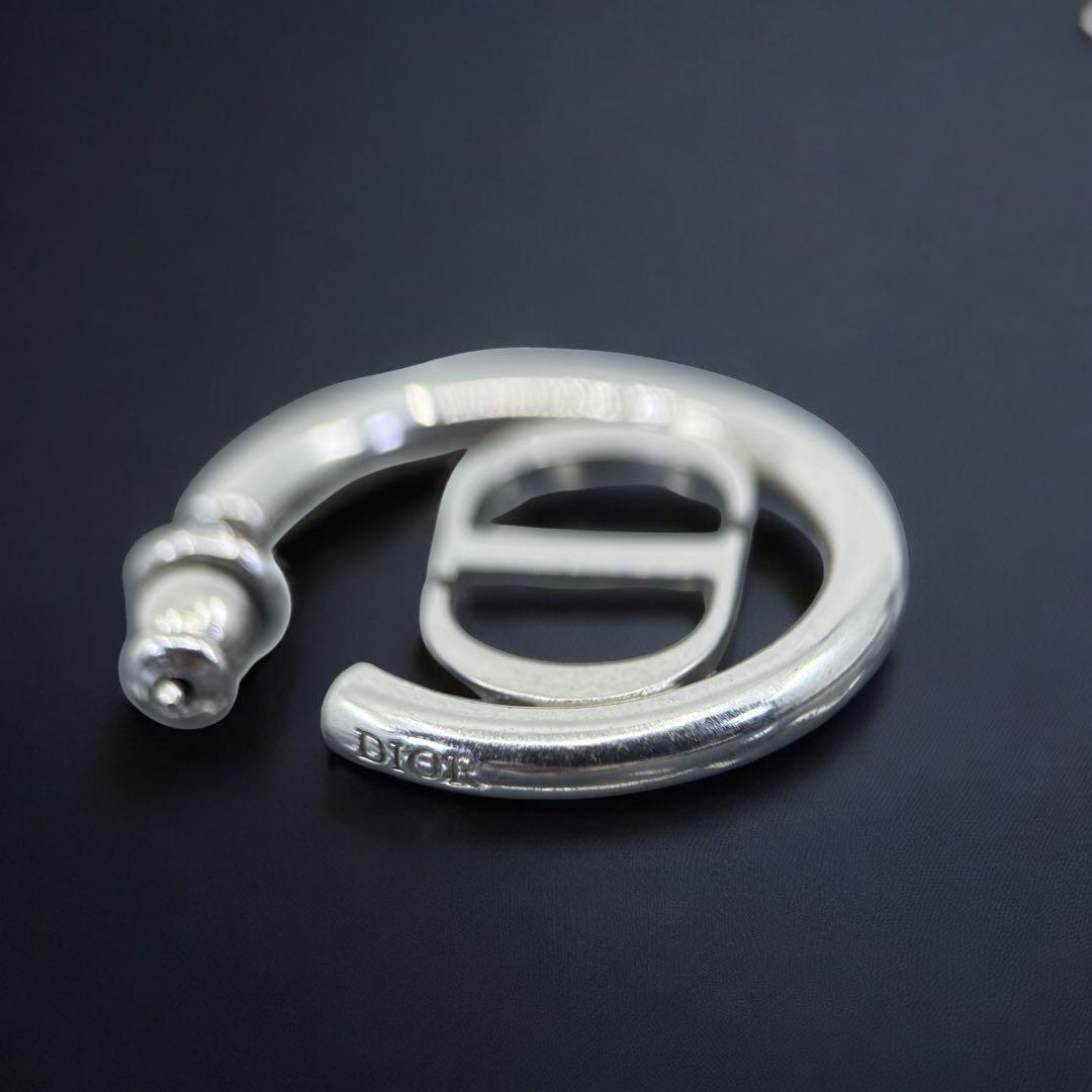 【美品】ディオール　モンテーニュ　ピアス　CD フープ　ロゴ　片耳　シルバー専用