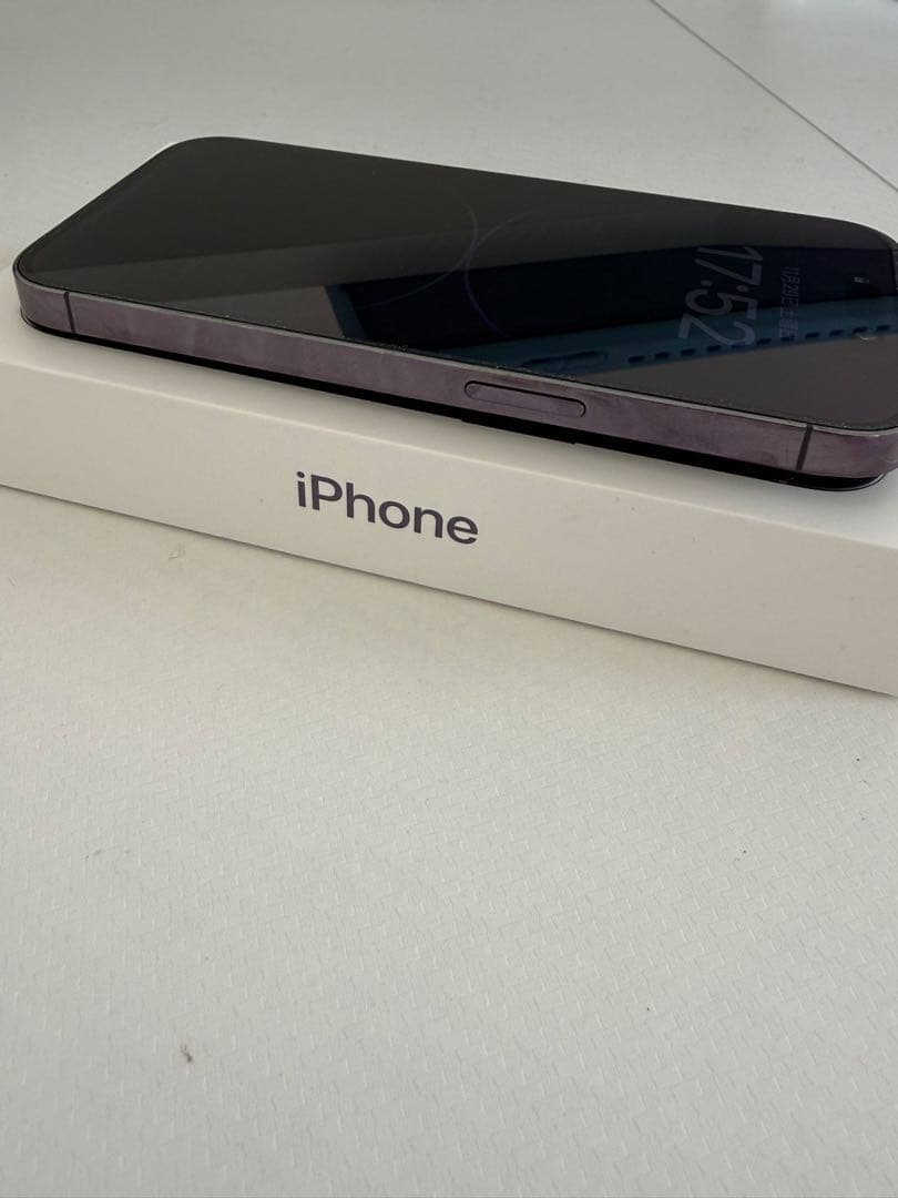 Apple iPhone 14 Pro ディープパープル 本体　256gb