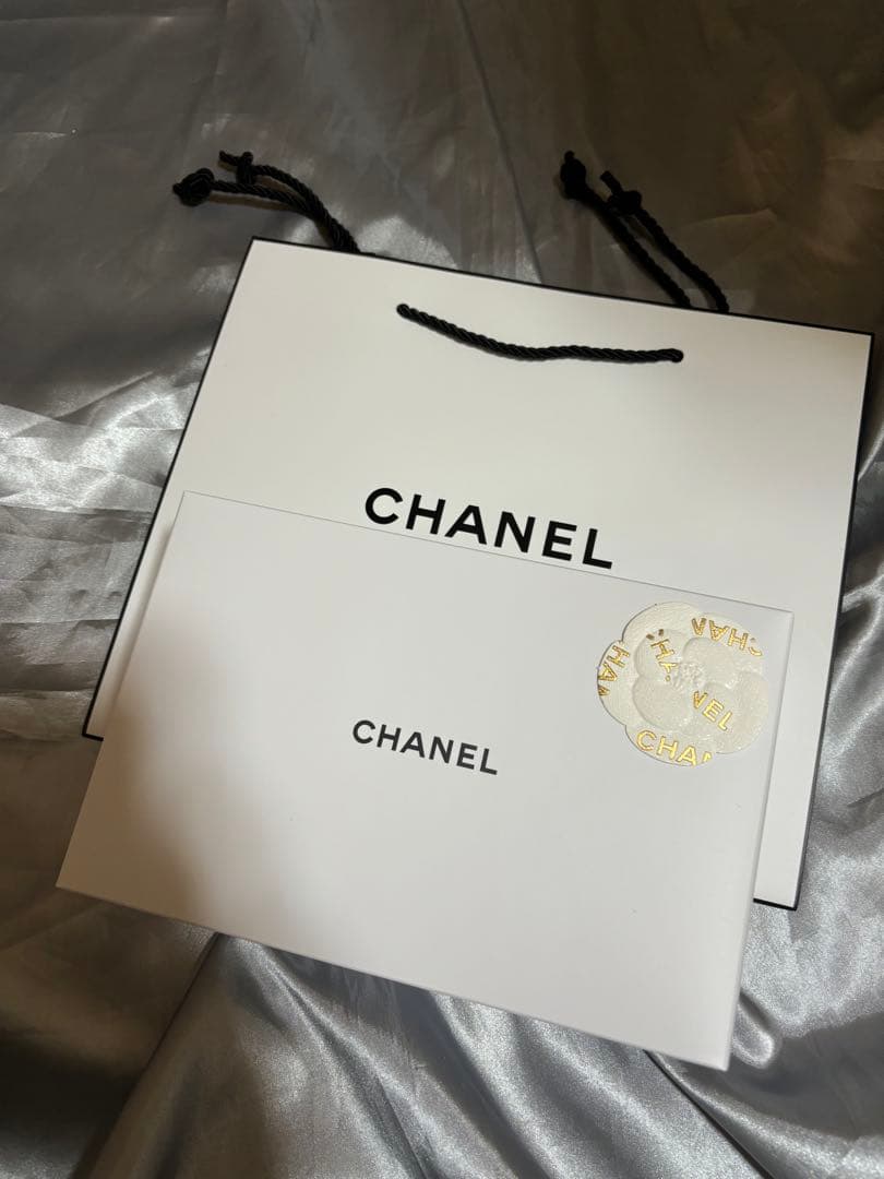 シャネル　限定　ホリデー　2024 リップグロス　ポーチ　セット　新品