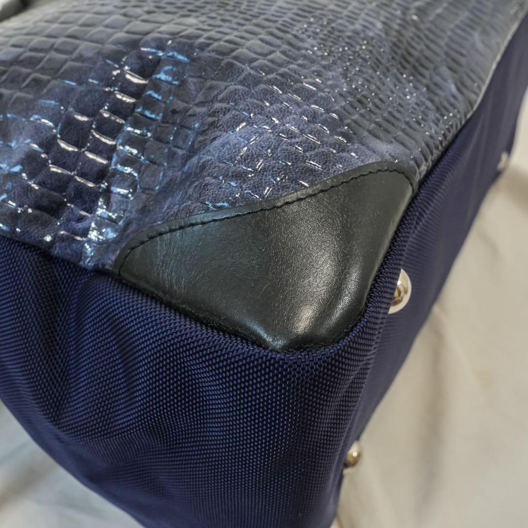 ☆美品☆ 希少！バーニーズニューヨーク　限定カラー　クロコ型押し　ボストンバッグ