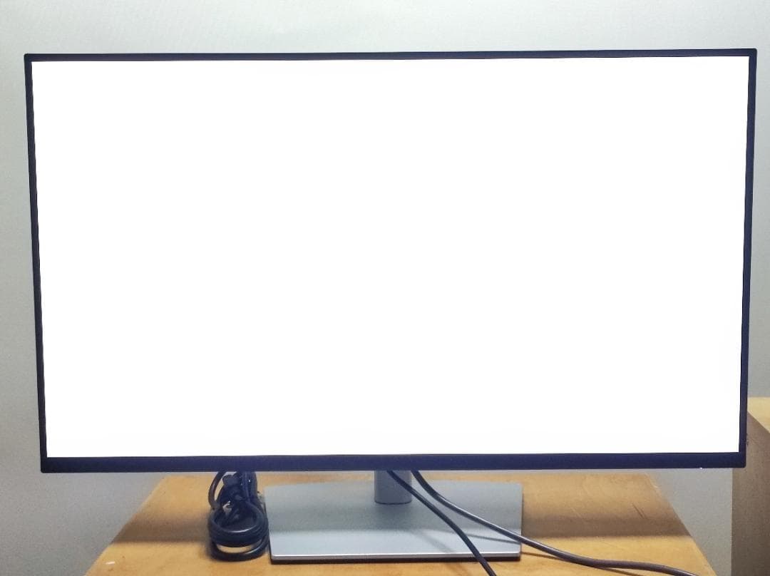 ★4K 31.5インチ モニター★DELL P3222QE★USB-C 034