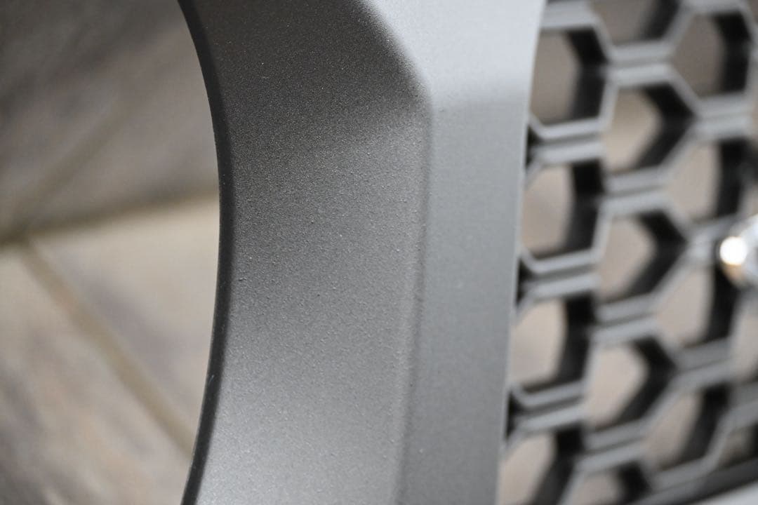 ジムニーjb64 74 シエラ共通　グリル　ラプターライナー塗装　新品未使用