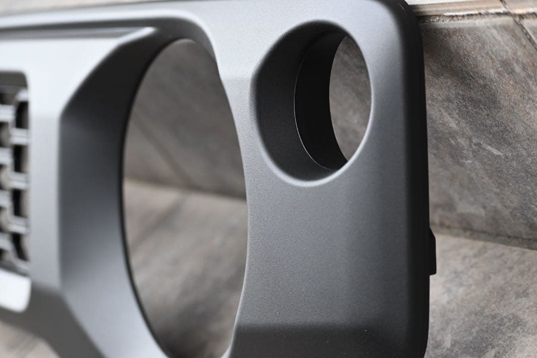 ジムニーjb64 74 シエラ共通　グリル　ラプターライナー塗装　新品未使用