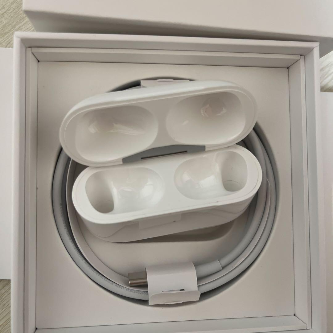 Apple AirPods Pro 第二世代 本体 箱有り