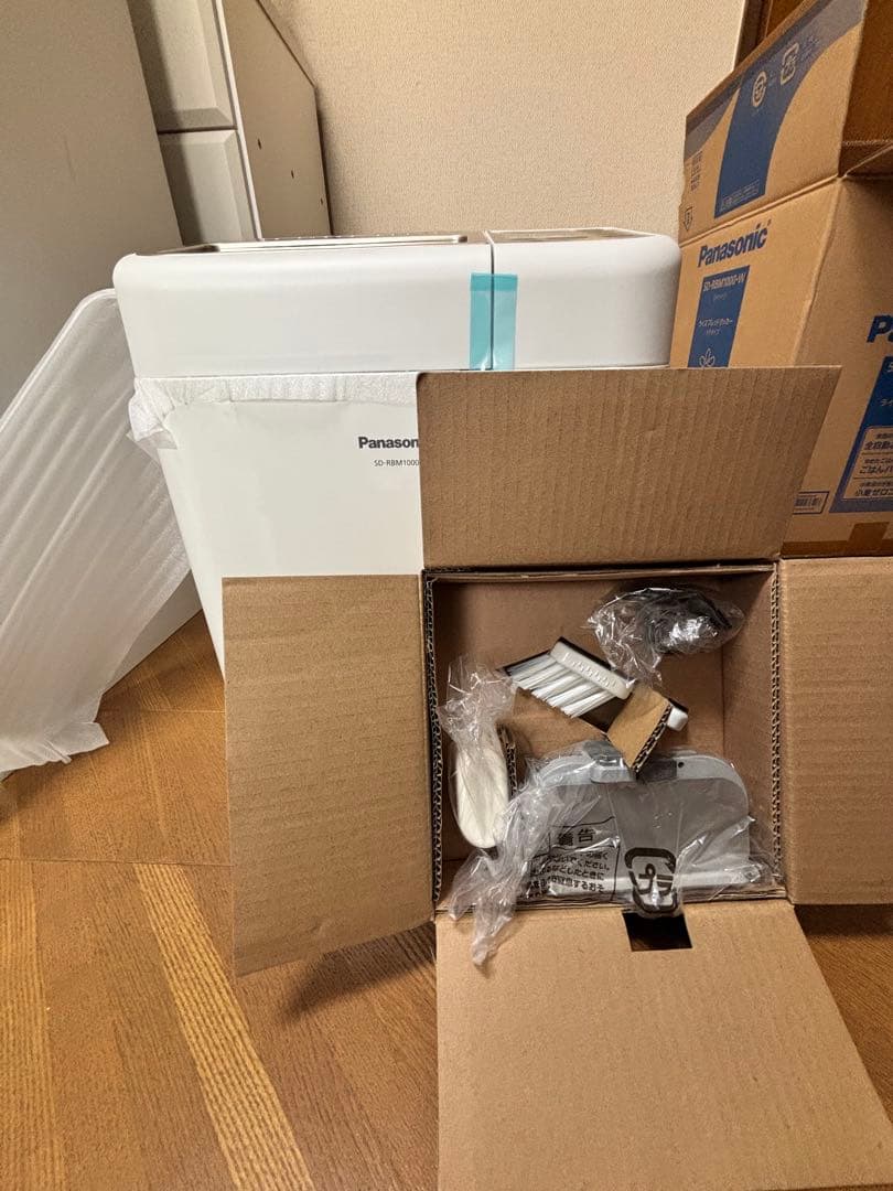 未使用品Panasonic ゴパンSD-RBM1000-W ホワイト