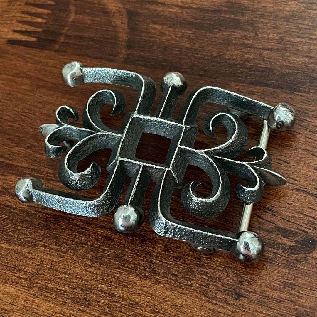 Aaron Anderson アーロンアンダーソン　トゥファキャスト　バックル