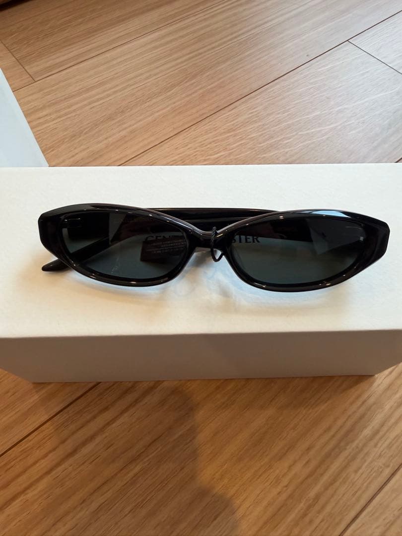 小物 GENTLE MONSTER MONICA