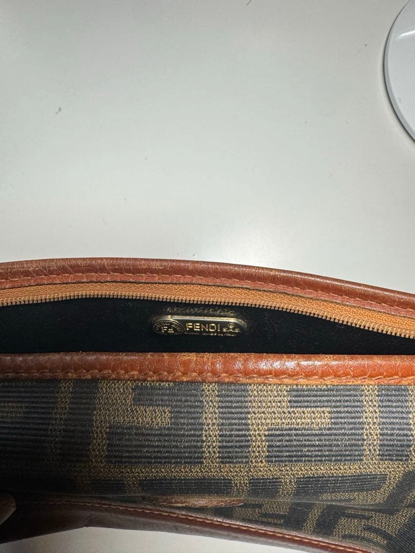 FENDI ミニポーチ
