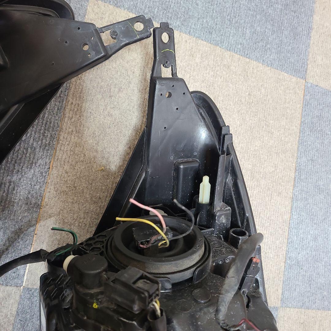 【日産 ノート E12】ハロゲンヘッドライト左右セット