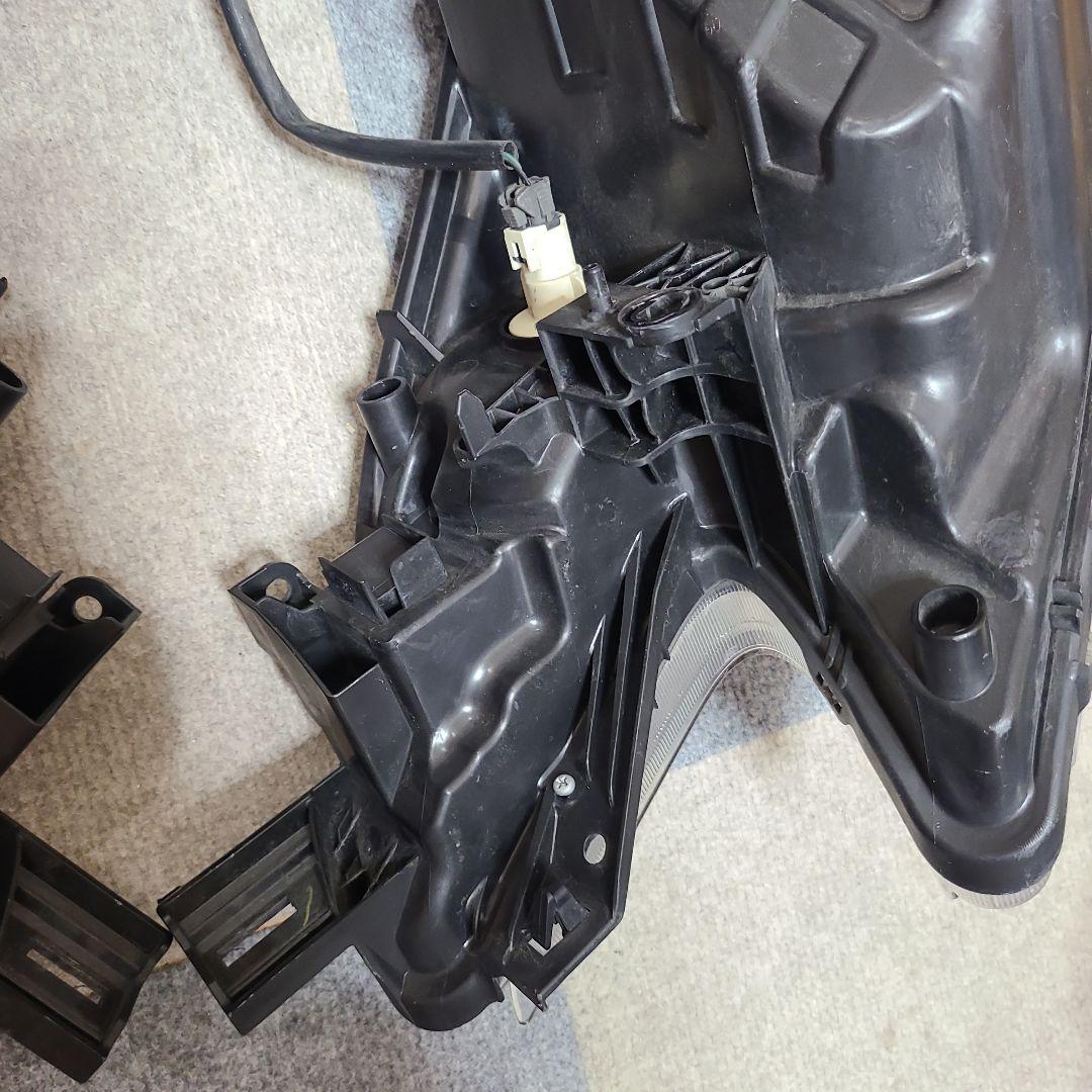 【日産 ノート E12】ハロゲンヘッドライト左右セット