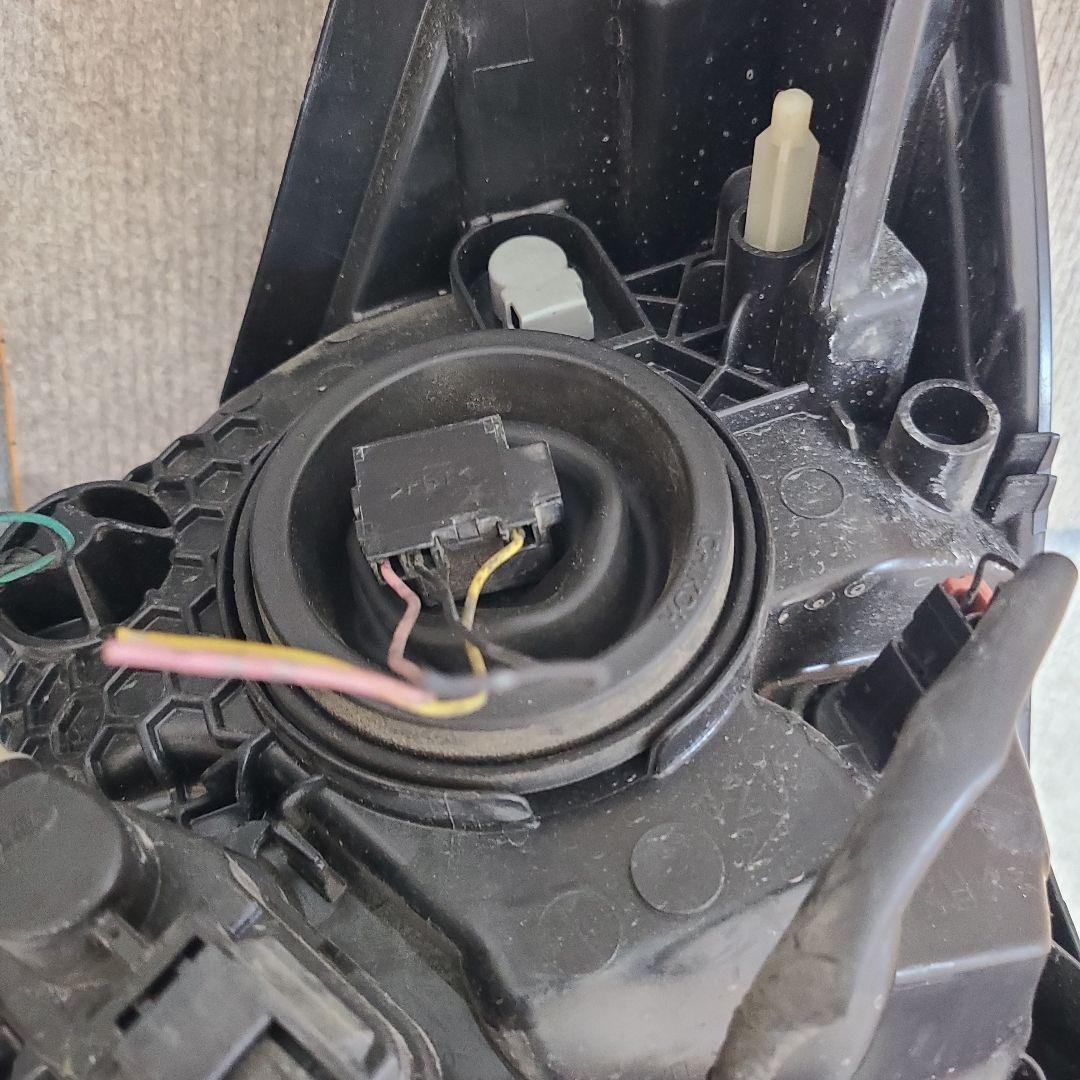 【日産 ノート E12】ハロゲンヘッドライト左右セット