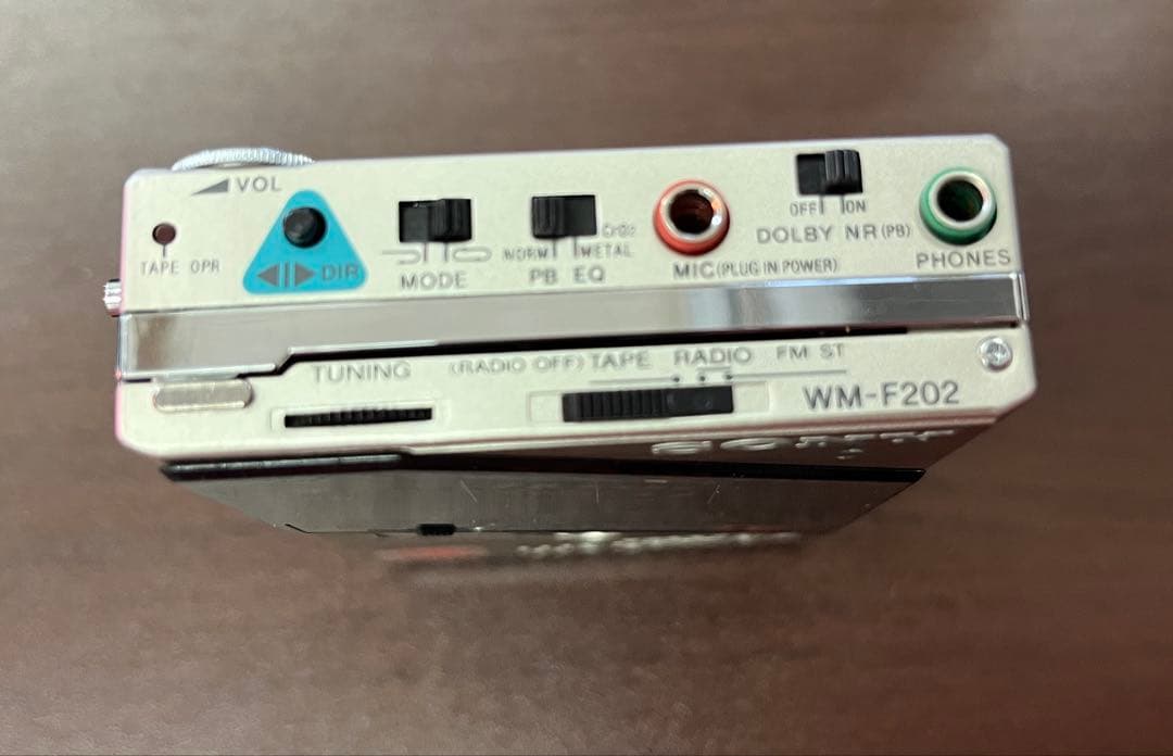 ポータブルプレーヤー SONY WM-F202