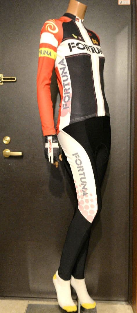 ろんぐらいだぁす！サーモジャケット＋サーモビブタイツ XSサイズ