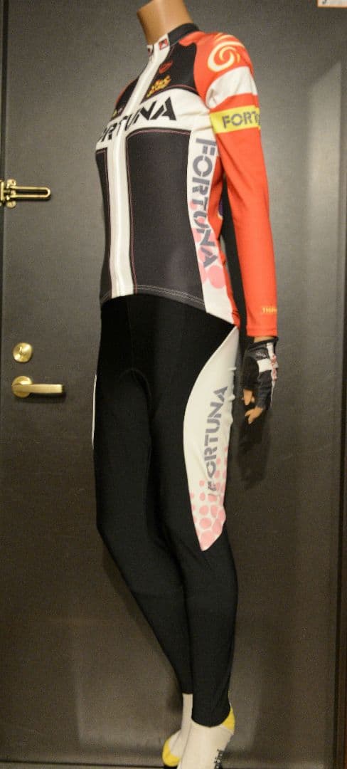 ろんぐらいだぁす！サーモジャケット＋サーモビブタイツ XSサイズ