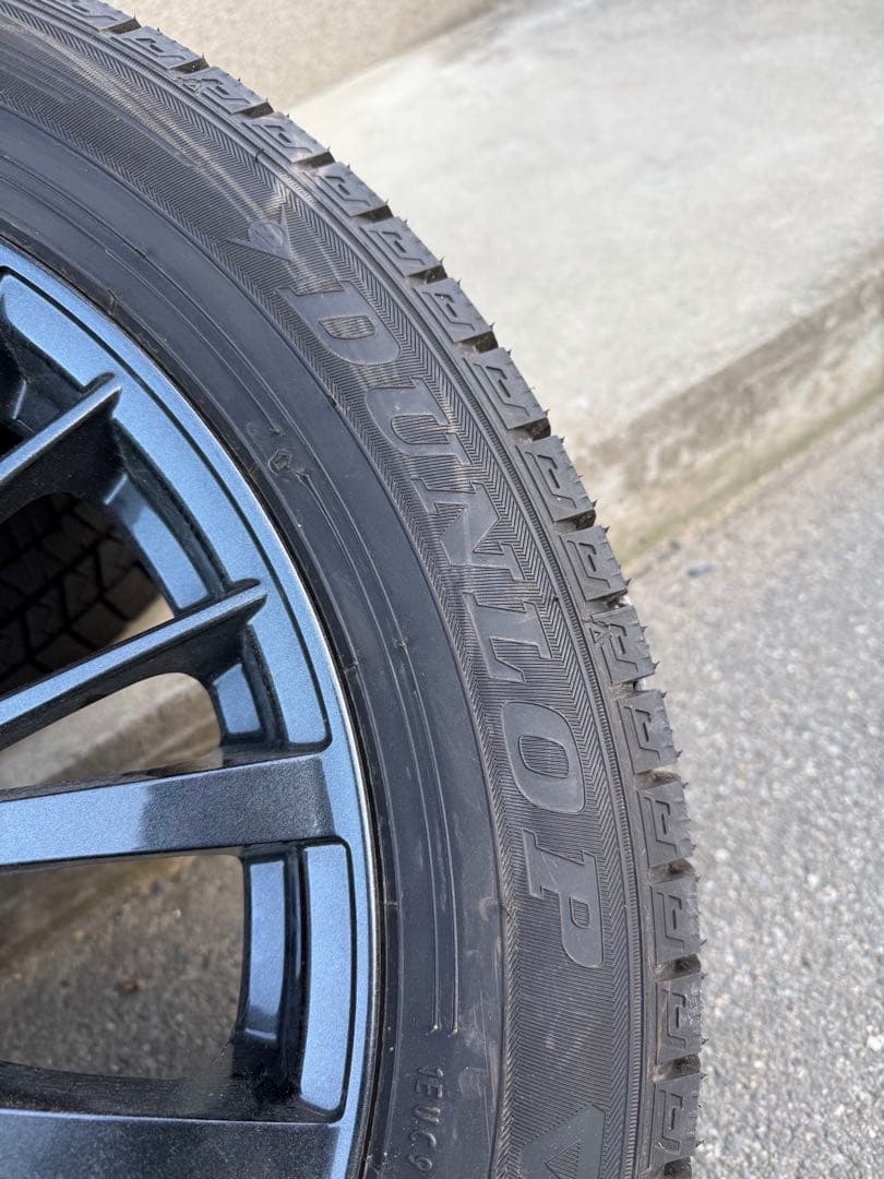 18インチ ダークグレー ホイールセット DUNLOPタイヤ　スタッドレス