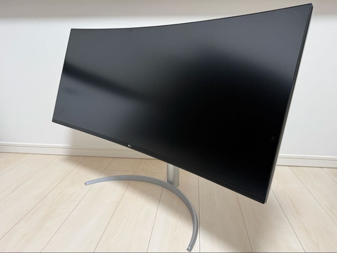 LG 40WP95C-W 39.7インチ 5K2K ウルトラワイドモニター
