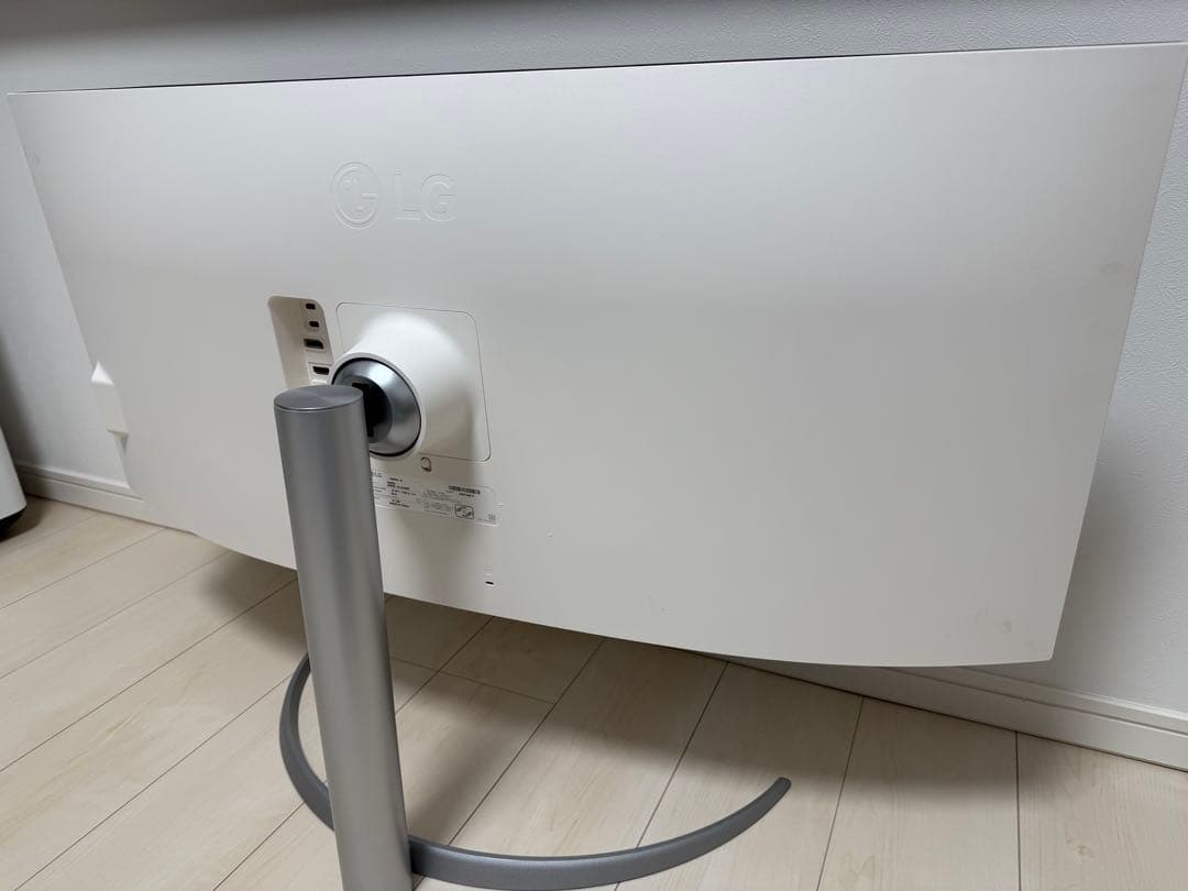 LG 40WP95C-W 39.7インチ 5K2K ウルトラワイドモニター