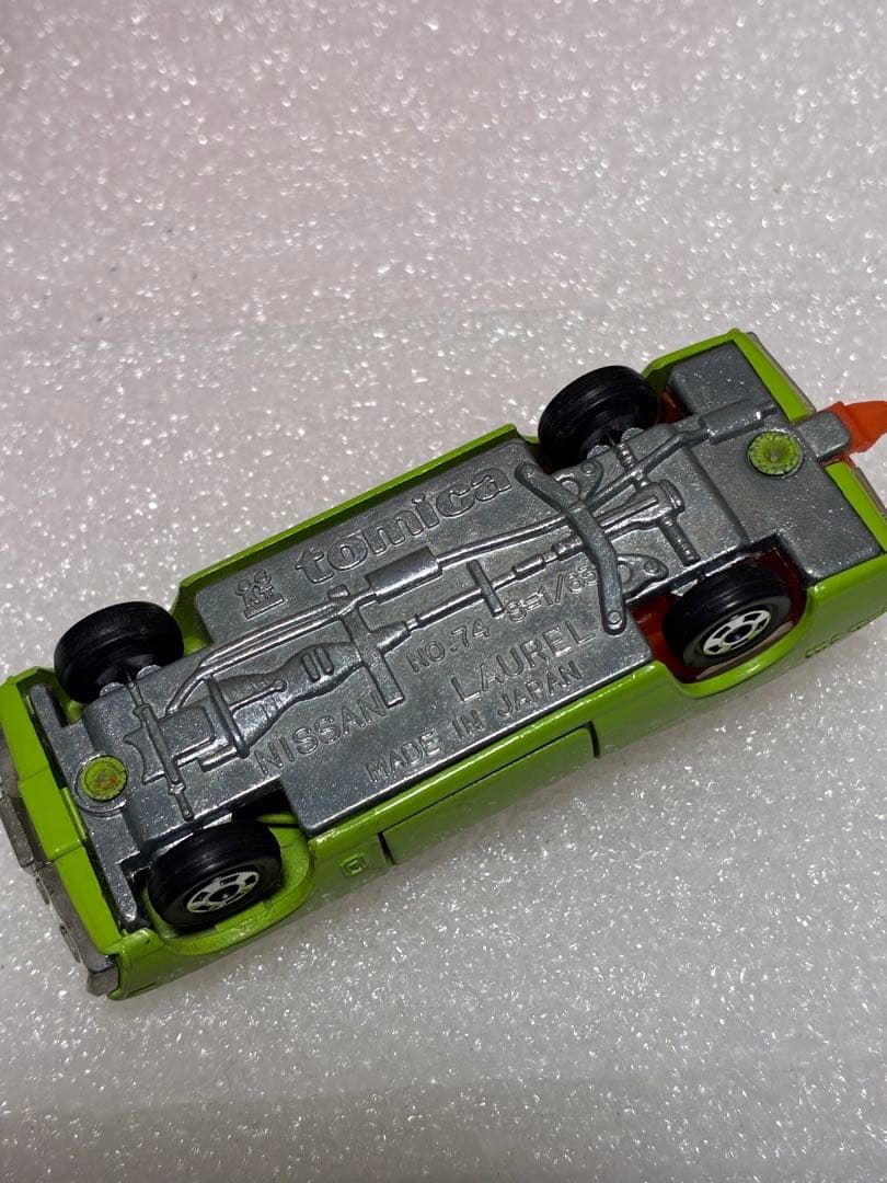 ぽ*様 トミカ　黒箱　ミニカー　4台セット