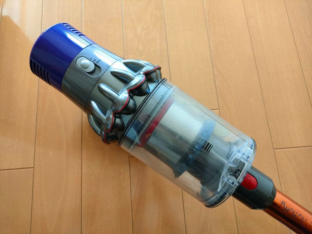 Dyson Cyclone V10 Fluffy コードレスクリーナー 掃除機