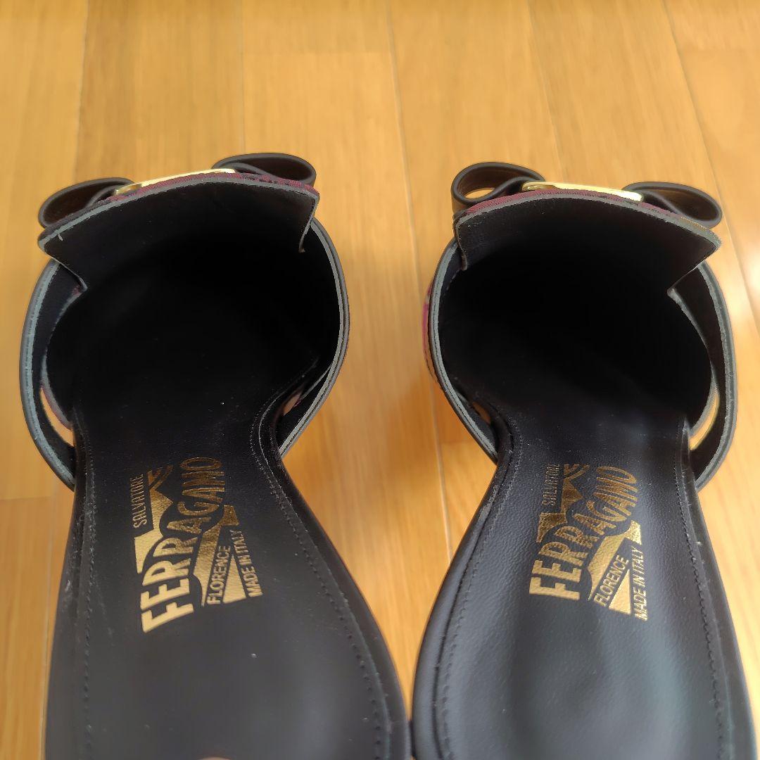 ✨️極美品✨️サルヴァトーレ フェラガモ ヴァラリボン　サンダルミュール送料無料