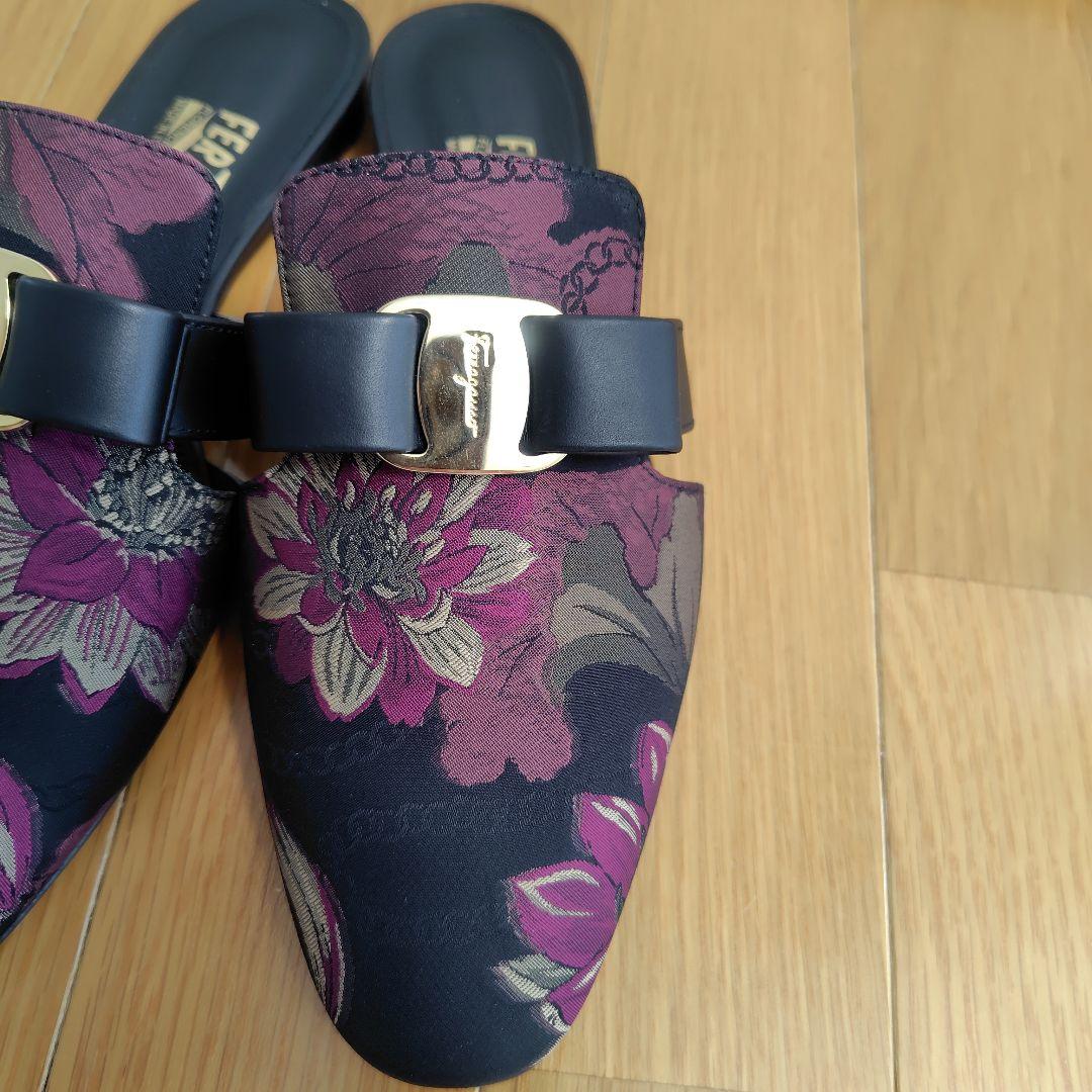 ✨️極美品✨️サルヴァトーレ フェラガモ ヴァラリボン　サンダルミュール送料無料