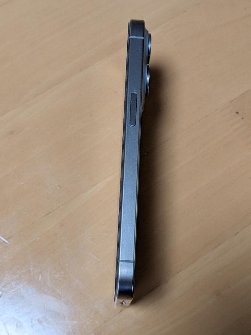 iPhone 15 Pro ☆128GB☆ナチュラルチタニウム☆