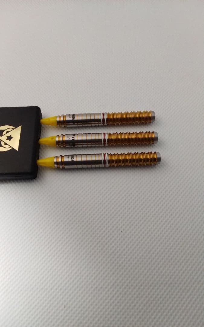 TRiNiDAD GOMEZ TYPE 16!新品同品!ダーツセット20g