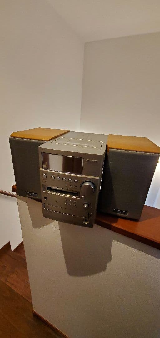 【コンポセット】MDコンポCDプレーヤー ラジオ アンプ カセット リモコン付き