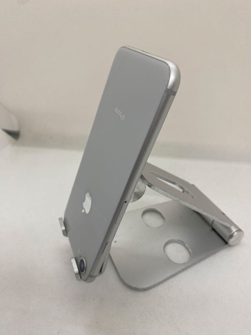 Iphone 8 256GB Sim フリー　87242