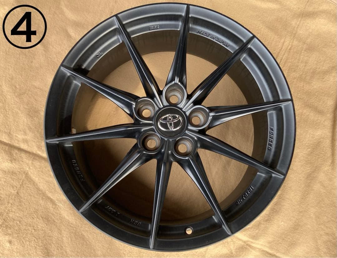 GRヤリス 1stエディション 純正ホイール 鍛造マットブラック　純正ナット付き
