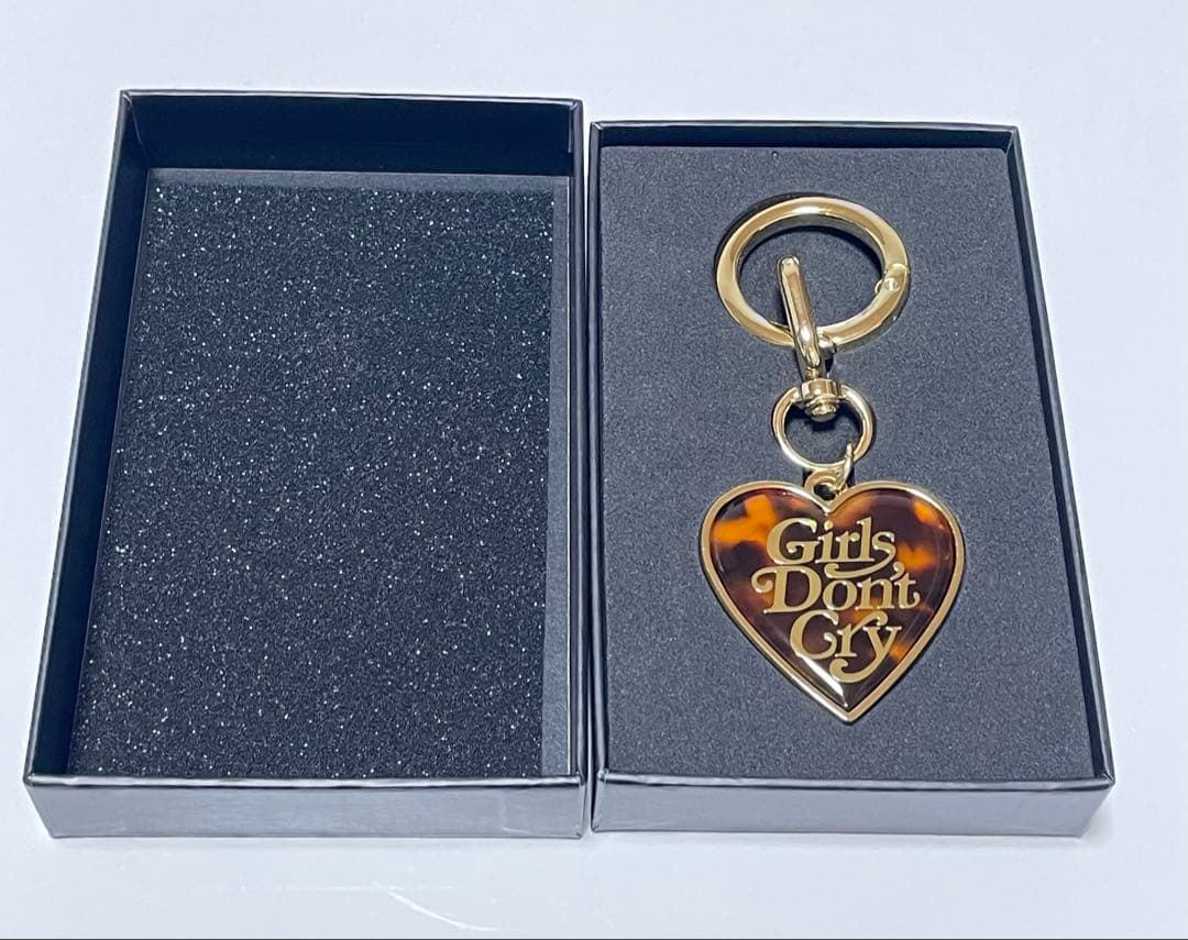 【新品】Girls Don't Cry PATTERN キーリング ゴールド