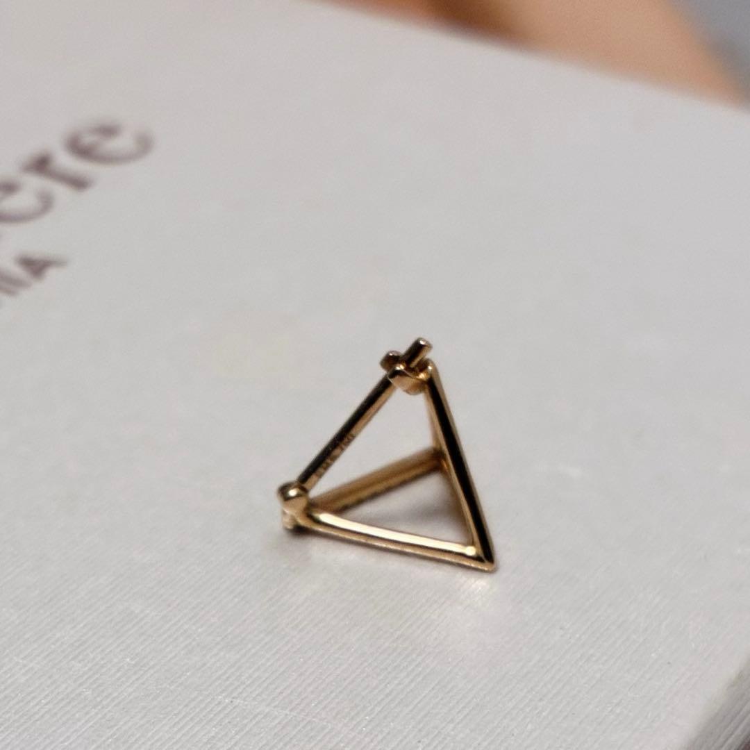 アクセサリー shihara Diamond Triangle Pierce 10 (01)